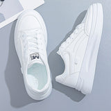 Eleganti sneakers bianche con comfort leggero