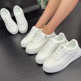 Eleganti sneakers bianche con comfort leggero