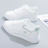 Eleganti sneakers bianche con comfort leggero
