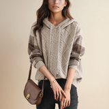 Emily | Felpa con cappuccio in maglia a treccia
