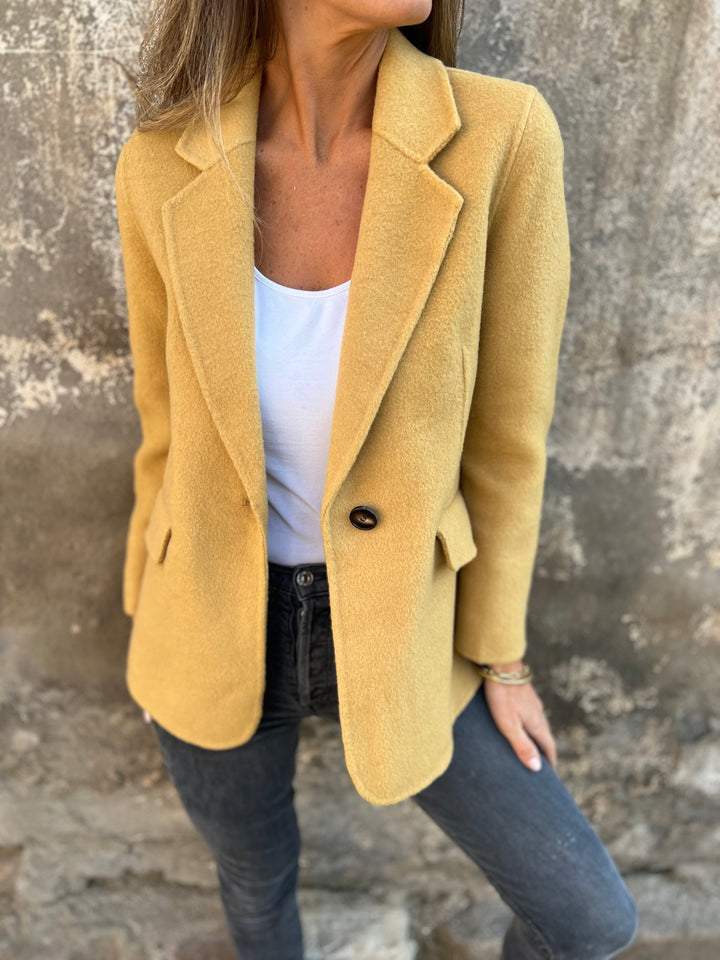 Graziana | Blazer caldo ed elegante – fotografia 5
